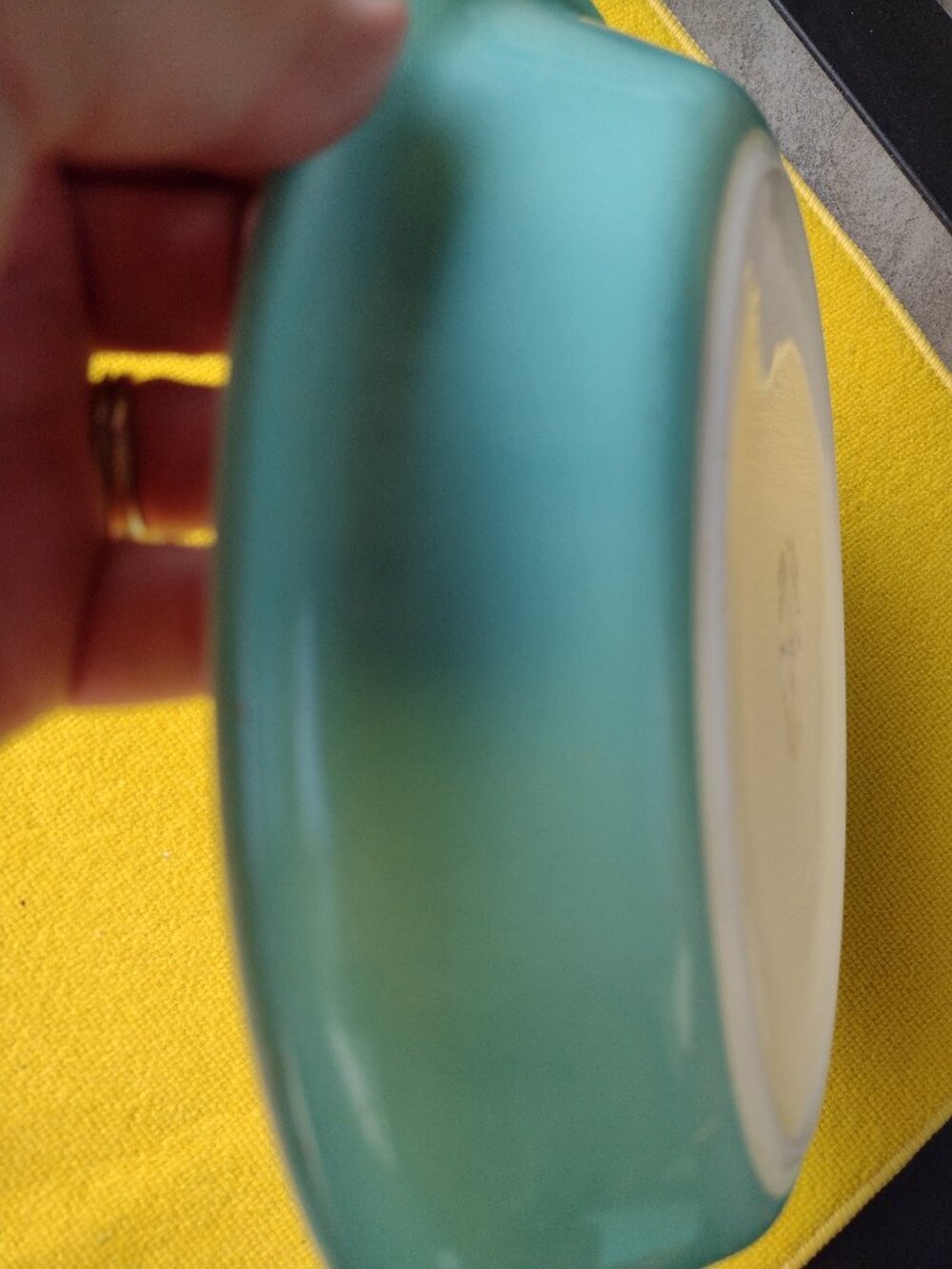 Vintage Pyrex Turquoise or Robin's Egg Blue Pie Plate #209 9" Ovenware - Picture 3 of 5